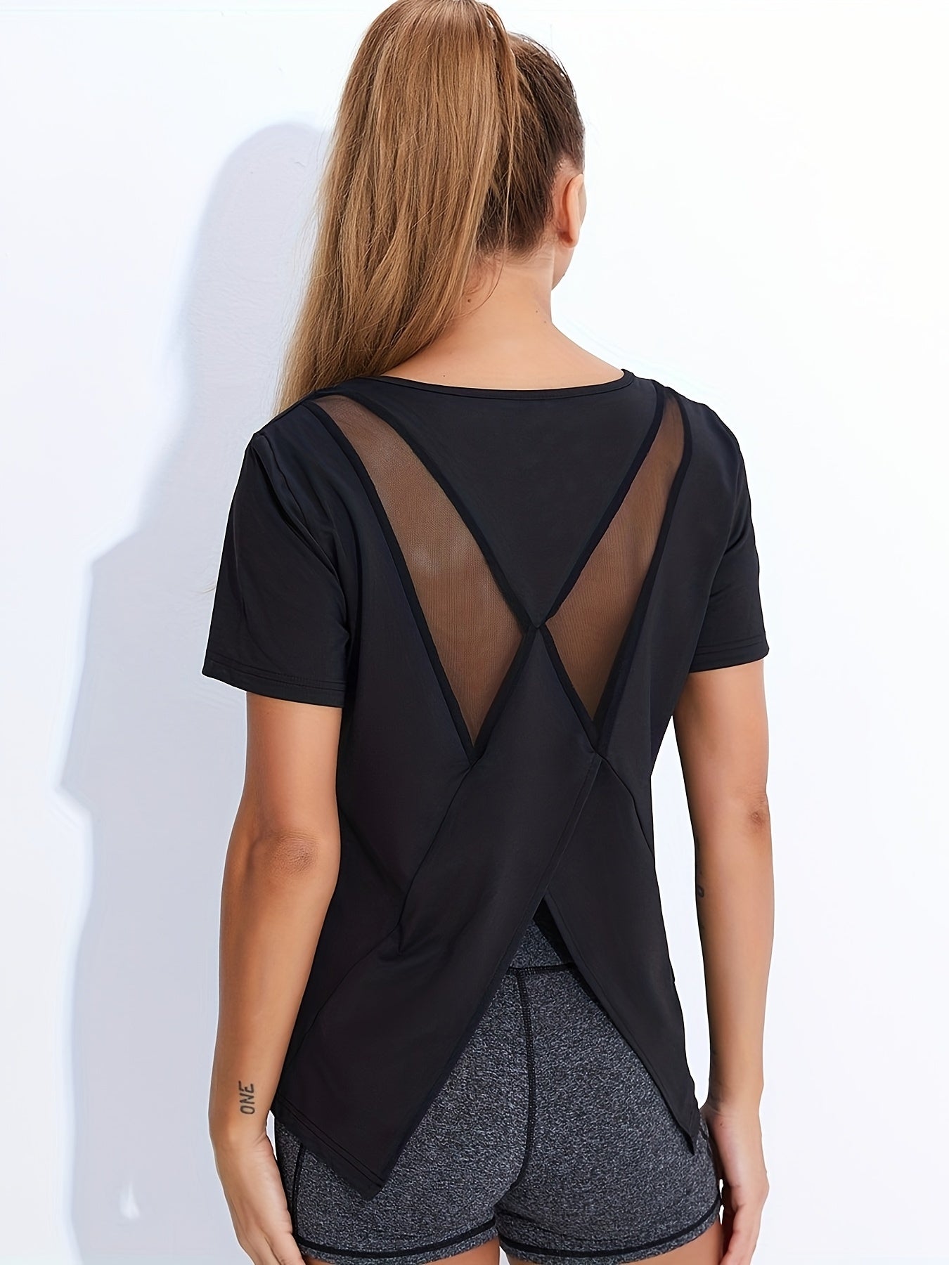 Women's Workout T-Shirt - Breathable Quick-Dry For Gym & Running